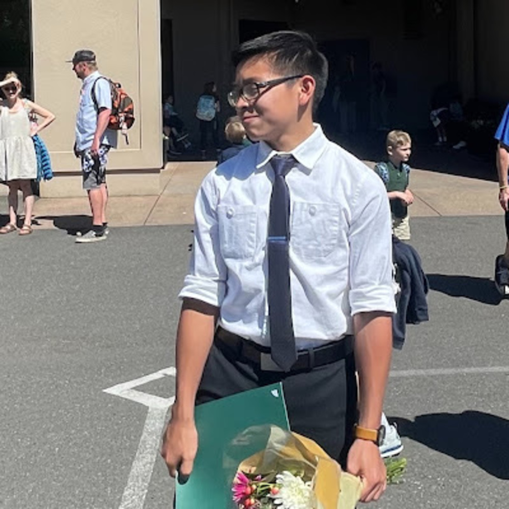 Meet your Posher, Hien